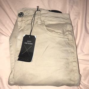 American Eagle Khaki Jeggings